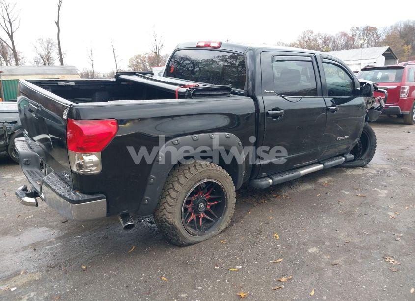 Photo 4 of 2007 Toyota Tundra LIMITED 5.7L V8 (VIN 5TBDV58147S470352)