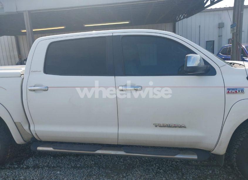 Photo 13 of 2007 Toyota Tundra LIMITED 5.7L V8 (VIN 5TBDV58167S488187)