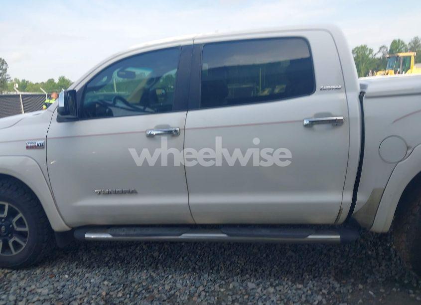 Photo 14 of 2007 Toyota Tundra LIMITED 5.7L V8 (VIN 5TBDV58167S488187)