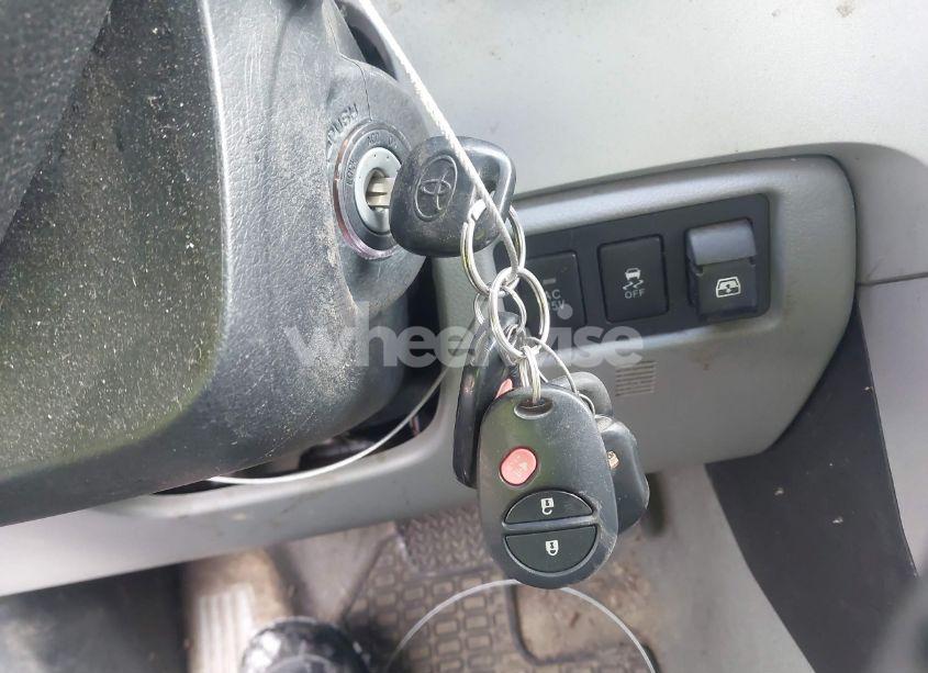 Photo 11 of 2008 Toyota Tundra LIMITED 5.7L V8 (VIN 5TBDV581X8S497573)