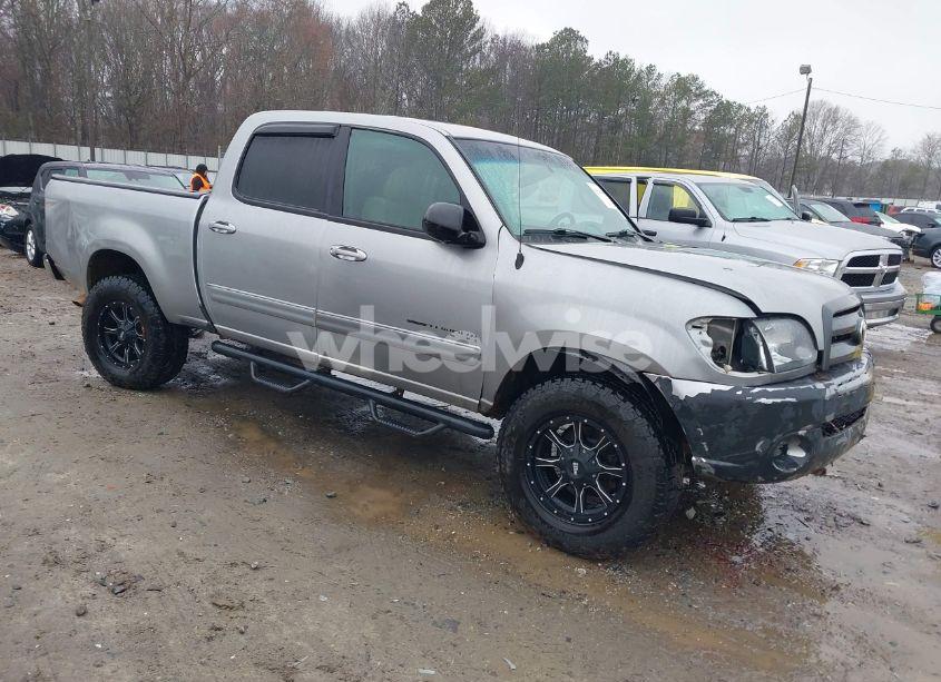 2005 Toyota Tundra SR5 V8 (VIN 5TBET34105S472441) main photo