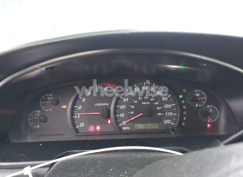 Photo 7 of 2005 Toyota Tundra SR5 V8 (VIN 5TBET34105S472441)