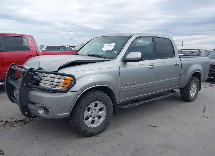 Photo 2 of 2005 Toyota Tundra SR5 V8 (VIN 5TBET34105S489661)