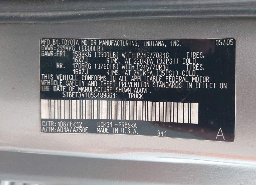 Photo 9 of 2005 Toyota Tundra SR5 V8 (VIN 5TBET34105S489661)