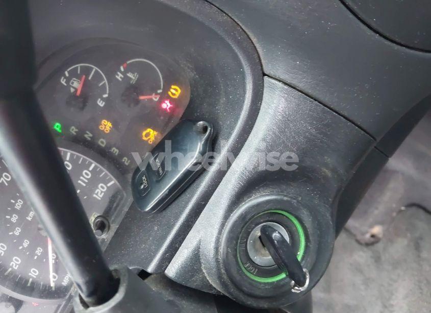 Photo 11 of 2006 Toyota Tundra SR5 V8 (VIN 5TBET34106S502796)