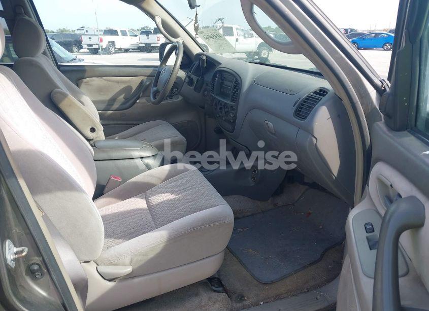 Photo 5 of 2006 Toyota Tundra SR5 V8 (VIN 5TBET34106S525821)