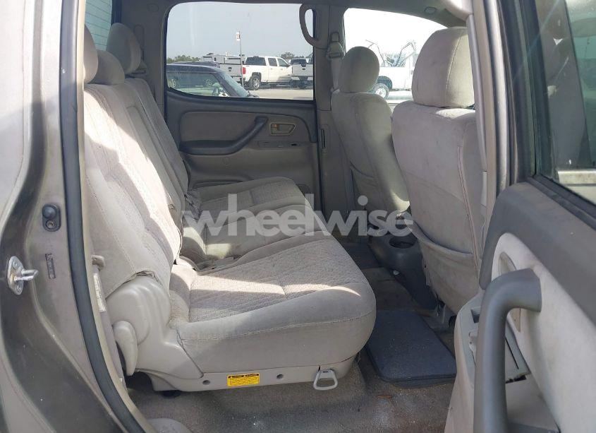 Photo 8 of 2006 Toyota Tundra SR5 V8 (VIN 5TBET34106S525821)