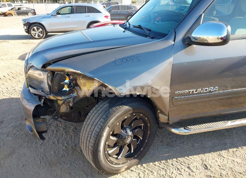 Photo 6 of 2006 Toyota Tundra SR5 V8 (VIN 5TBET34106S538374)