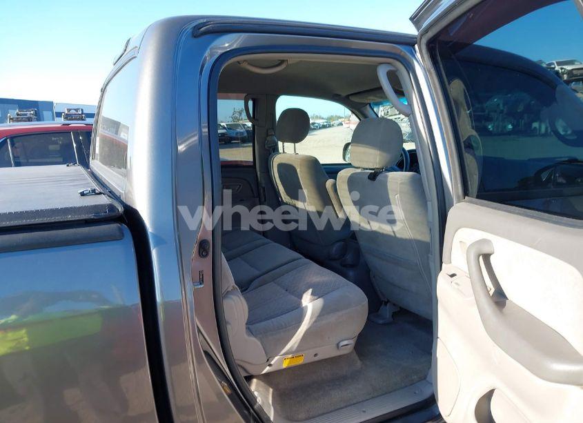 Photo 8 of 2006 Toyota Tundra SR5 V8 (VIN 5TBET34106S538374)