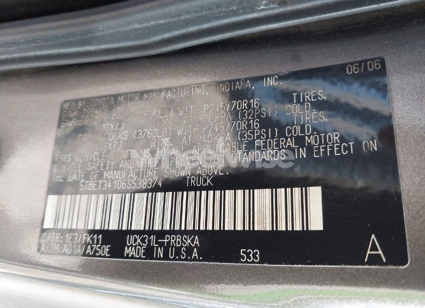 Photo 9 of 2006 Toyota Tundra SR5 V8 (VIN 5TBET34106S538374)