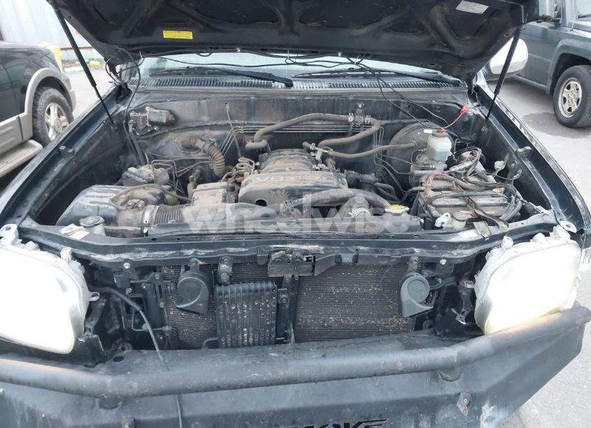 Photo 10 of 2006 Toyota Tundra SR5 V8 (VIN 5TBET34106S543333)