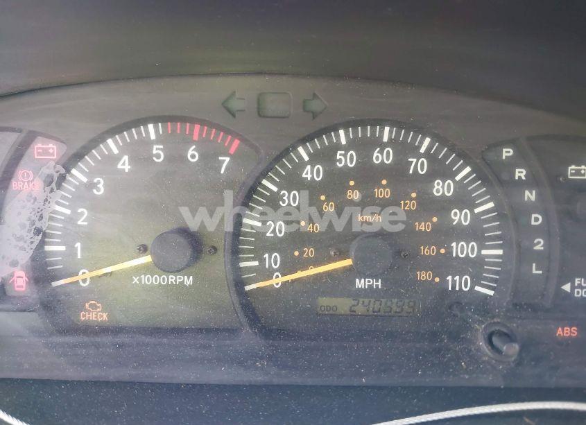 Photo 7 of 2004 Toyota Tundra SR5 V8 (VIN 5TBET34114S436871)