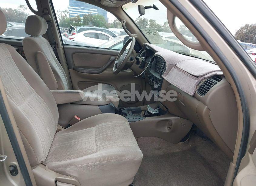 Photo 5 of 2004 Toyota Tundra SR5 V8 (VIN 5TBET34114S455100)