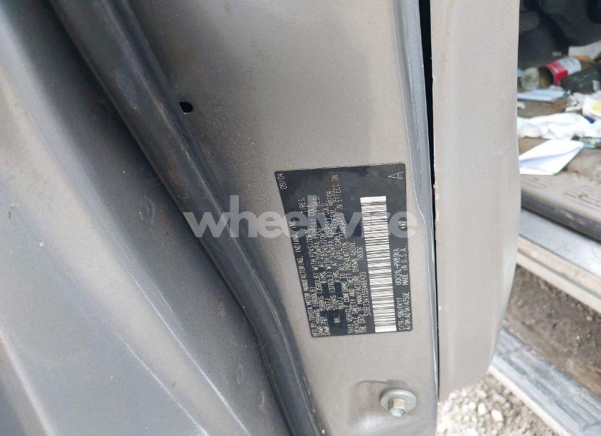 Photo 9 of 2005 Toyota Tundra SR5 V8 (VIN 5TBET34115S466423)