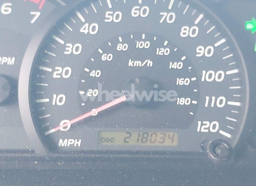 Photo 15 of 2005 Toyota Tundra SR5 V8 (VIN 5TBET34115S494061)