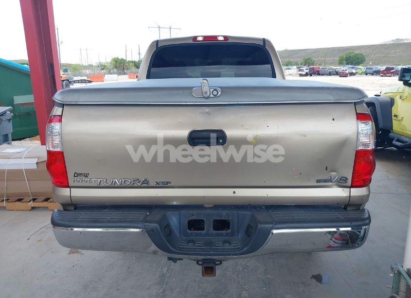 Photo 16 of 2005 Toyota Tundra SR5 V8 (VIN 5TBET34115S494061)