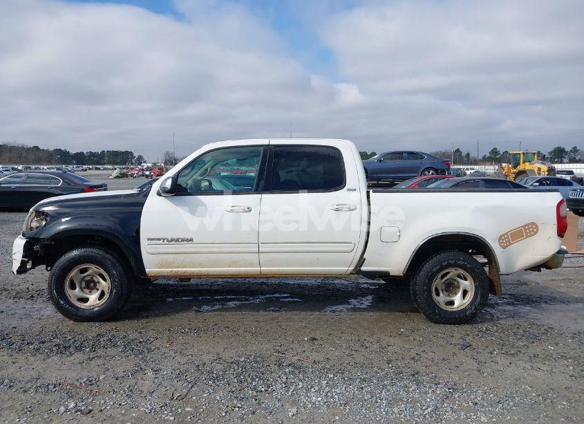 Photo 14 of 2006 Toyota Tundra SR5 V8 (VIN 5TBET34116S516755)