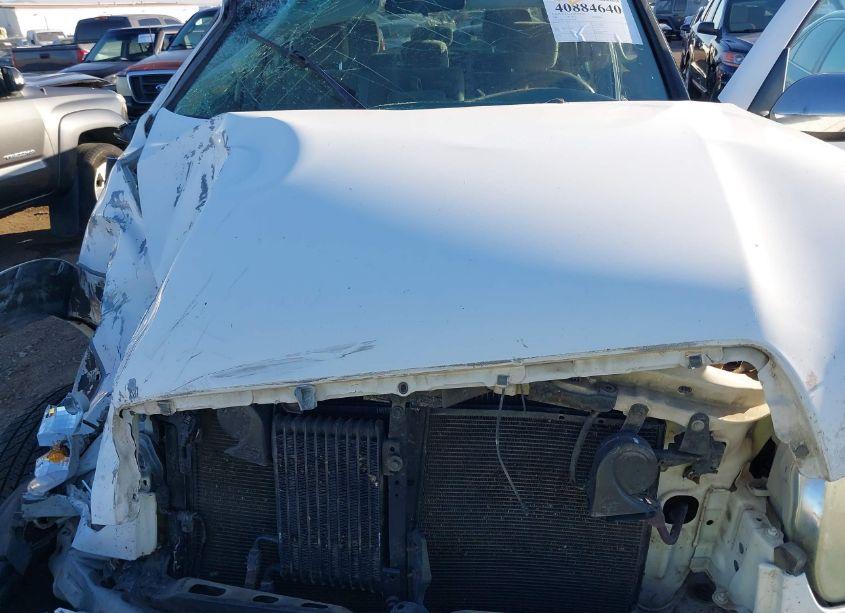 Photo 10 of 2006 Toyota Tundra SR5 V8 (VIN 5TBET34116S516979)