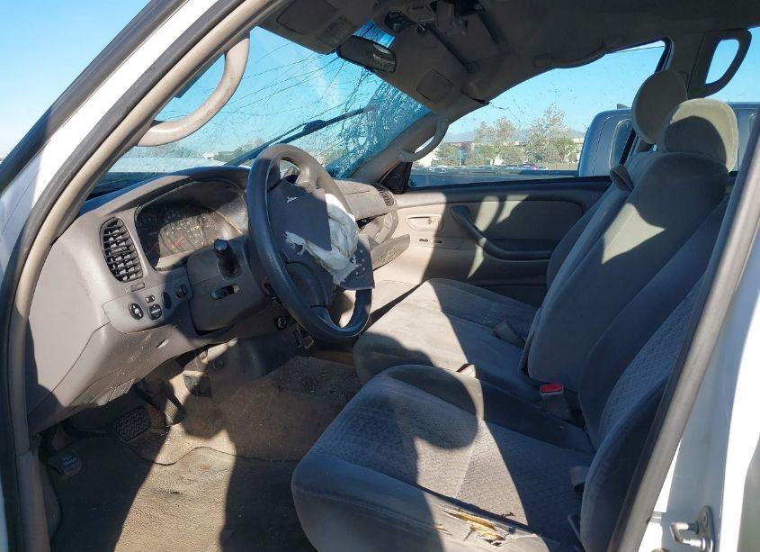 Photo 5 of 2006 Toyota Tundra SR5 V8 (VIN 5TBET34116S516979)