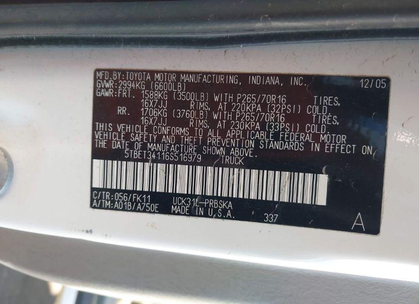 Photo 9 of 2006 Toyota Tundra SR5 V8 (VIN 5TBET34116S516979)
