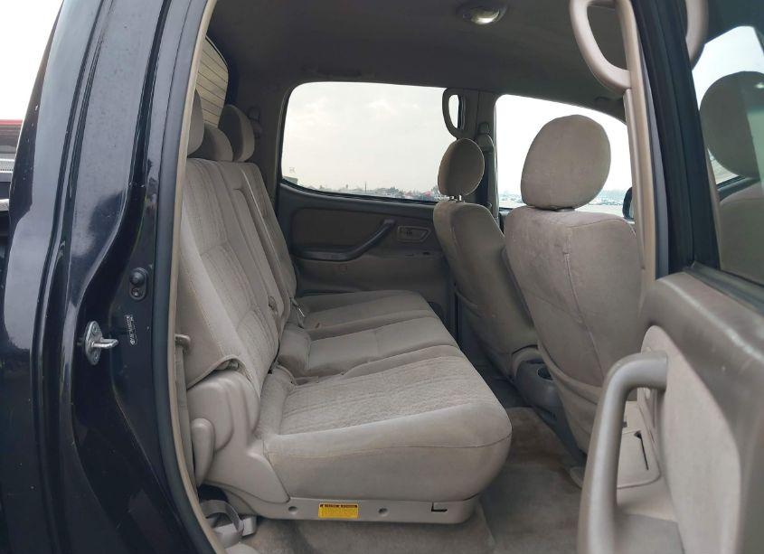 Photo 8 of 2006 Toyota Tundra SR5 V8 (VIN 5TBET34116S533278)