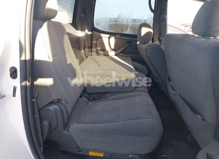 Photo 8 of 2006 Toyota Tundra SR5 V8 (VIN 5TBET34116S535693)