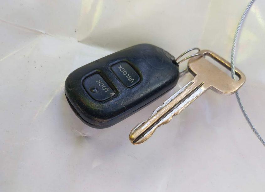 Photo 11 of 2005 Toyota Tundra SR5 V8 (VIN 5TBET34125S480427)