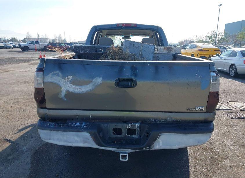 Photo 16 of 2005 Toyota Tundra SR5 V8 (VIN 5TBET34125S480427)