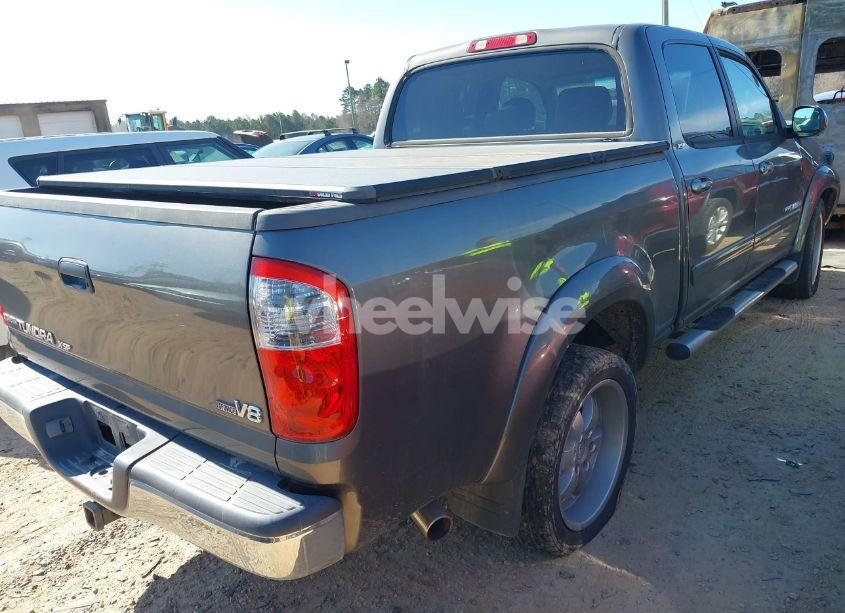 Photo 4 of 2006 Toyota Tundra SR5 V8 (VIN 5TBET34126S554401)