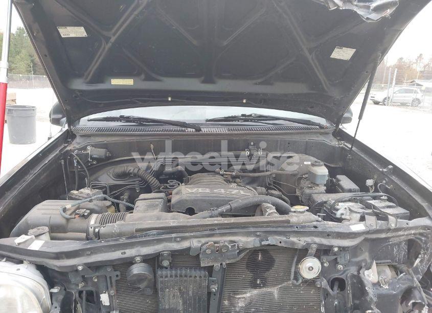 Photo 10 of 2006 Toyota Tundra SR5 V8 (VIN 5TBET34126S555919)