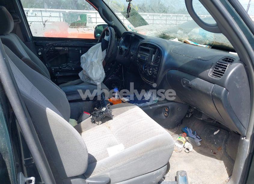 Photo 5 of 2006 Toyota Tundra SR5 V8 (VIN 5TBET34126S559422)