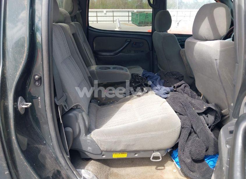 Photo 8 of 2006 Toyota Tundra SR5 V8 (VIN 5TBET34126S559422)