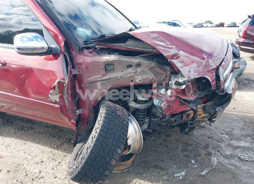 Photo 6 of 2006 Toyota Tundra SR5 V8 (VIN 5TBET34126S561493)