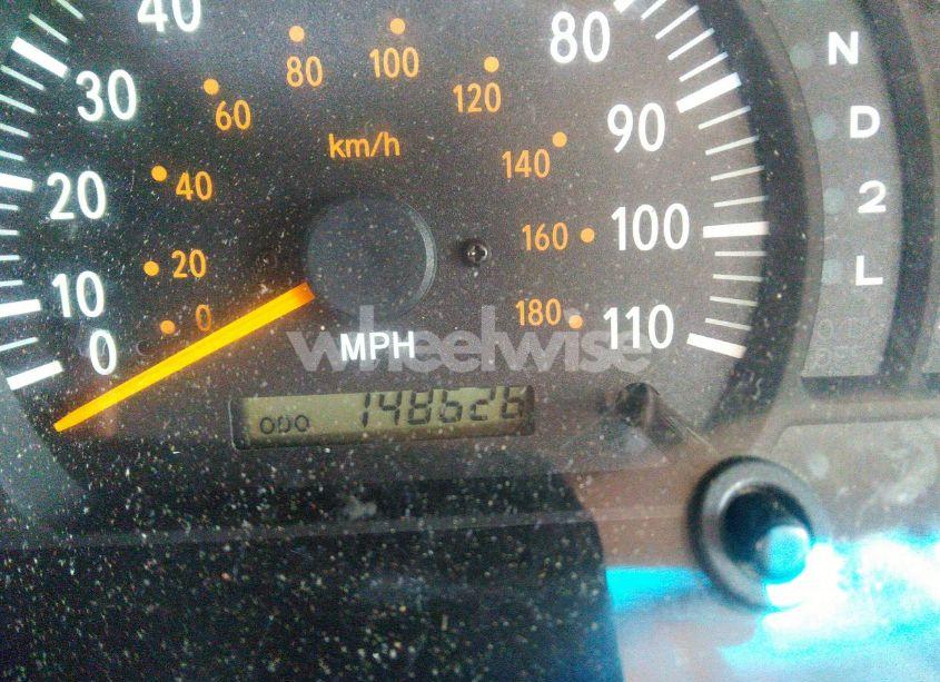 Photo 7 of 2004 Toyota Tundra SR5 V8 (VIN 5TBET34134S434183)