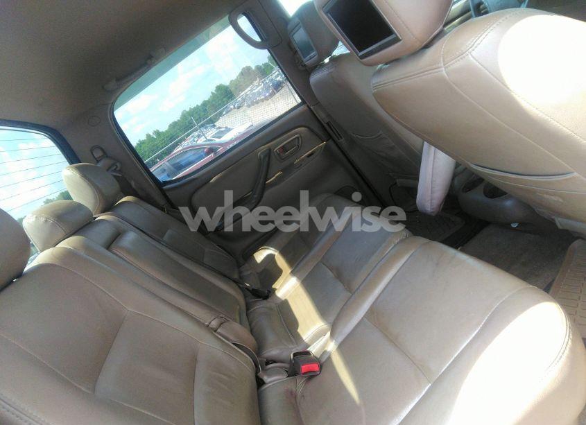 Photo 8 of 2004 Toyota Tundra SR5 V8 (VIN 5TBET34134S434183)