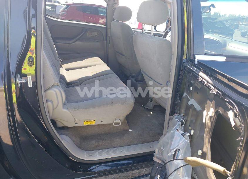 Photo 8 of 2004 Toyota Tundra SR5 V8 (VIN 5TBET34134S437729)