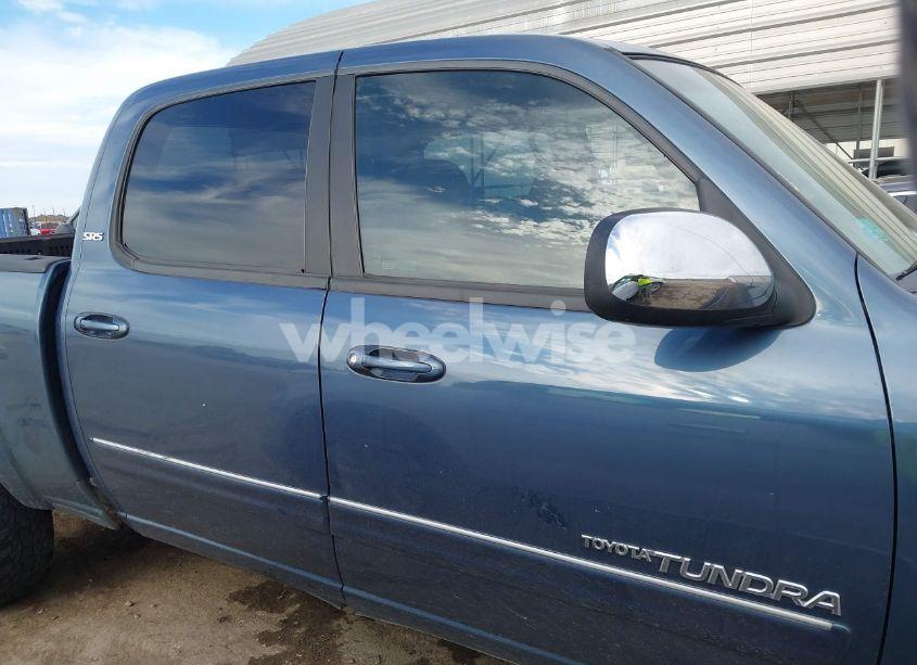 Photo 13 of 2004 Toyota Tundra SR5 V8 (VIN 5TBET34134S440324)