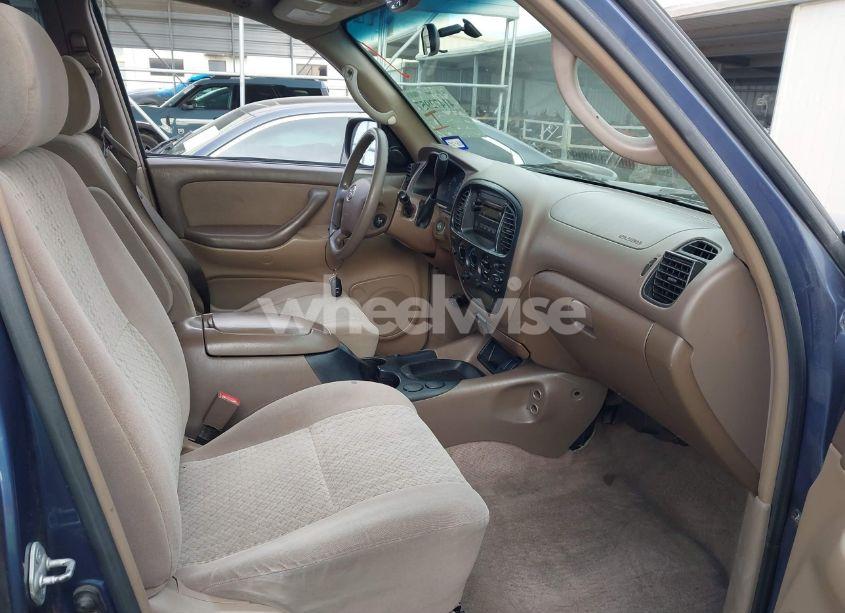 Photo 5 of 2004 Toyota Tundra SR5 V8 (VIN 5TBET34134S440324)