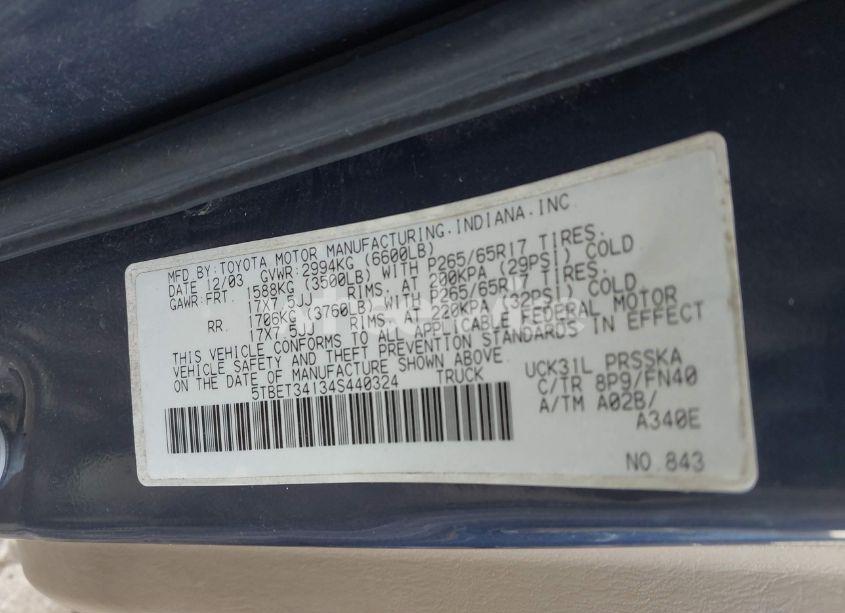 Photo 9 of 2004 Toyota Tundra SR5 V8 (VIN 5TBET34134S440324)