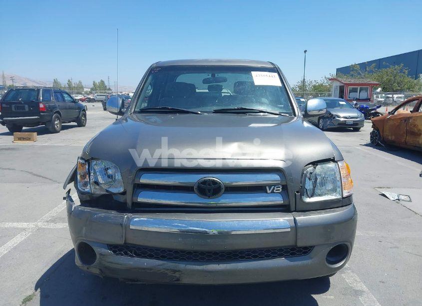 Photo 12 of 2004 Toyota Tundra SR5 V8 (VIN 5TBET34134S461691)