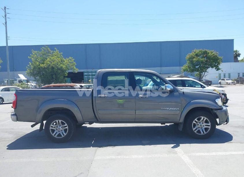 Photo 13 of 2004 Toyota Tundra SR5 V8 (VIN 5TBET34134S461691)