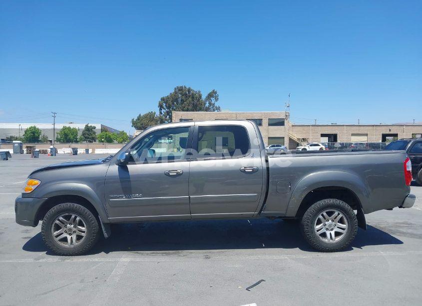 Photo 14 of 2004 Toyota Tundra SR5 V8 (VIN 5TBET34134S461691)