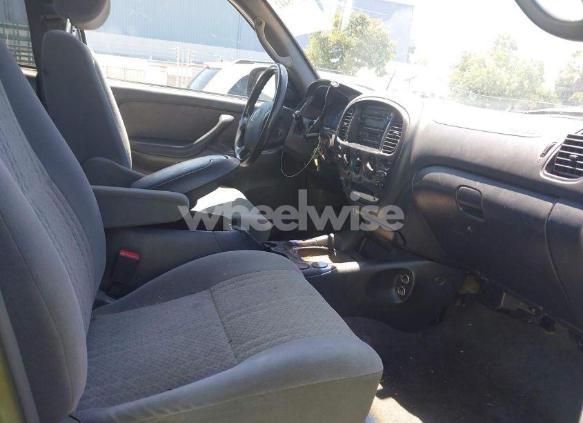 Photo 5 of 2004 Toyota Tundra SR5 V8 (VIN 5TBET34134S461691)