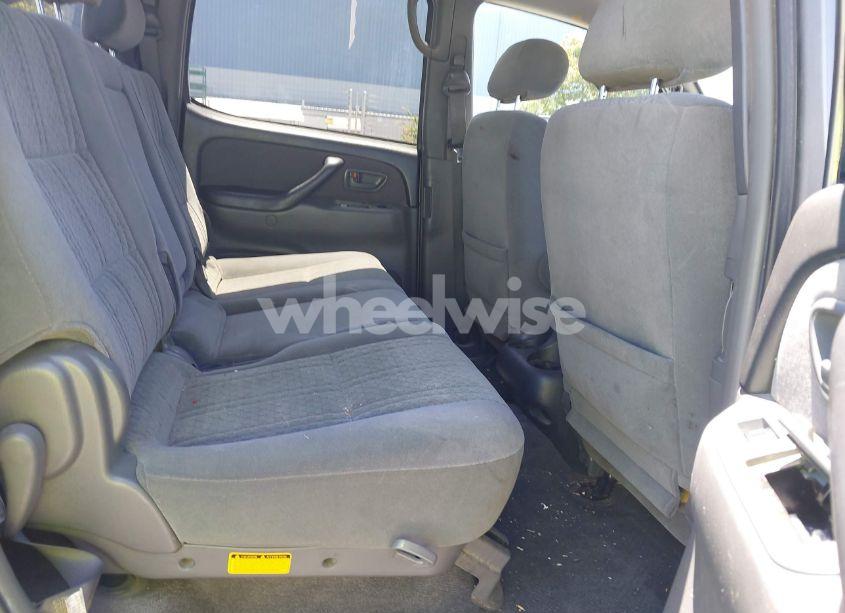 Photo 8 of 2004 Toyota Tundra SR5 V8 (VIN 5TBET34134S461691)