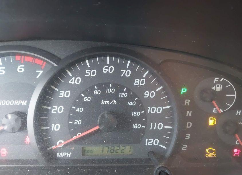 Photo 16 of 2005 Toyota Tundra SR5 V8 (VIN 5TBET34135S482297)