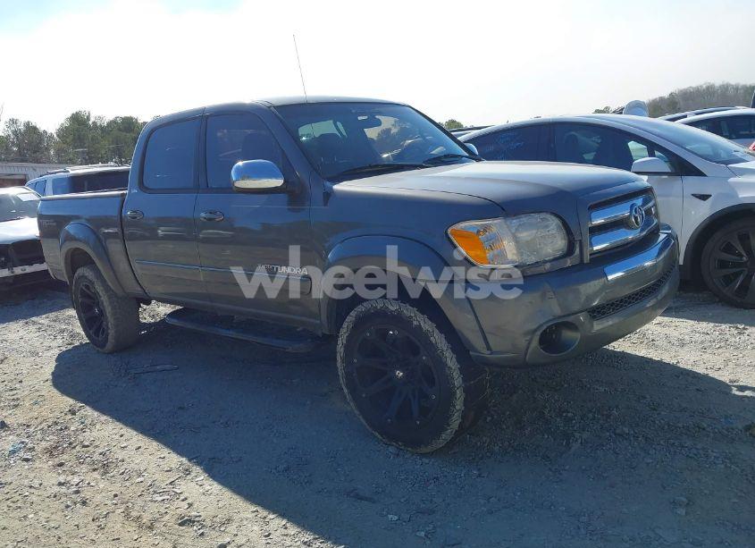 2005 Toyota Tundra SR5 V8 (VIN 5TBET34135S495552) main photo