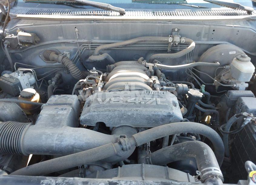 Photo 10 of 2005 Toyota Tundra SR5 V8 (VIN 5TBET34135S495552)