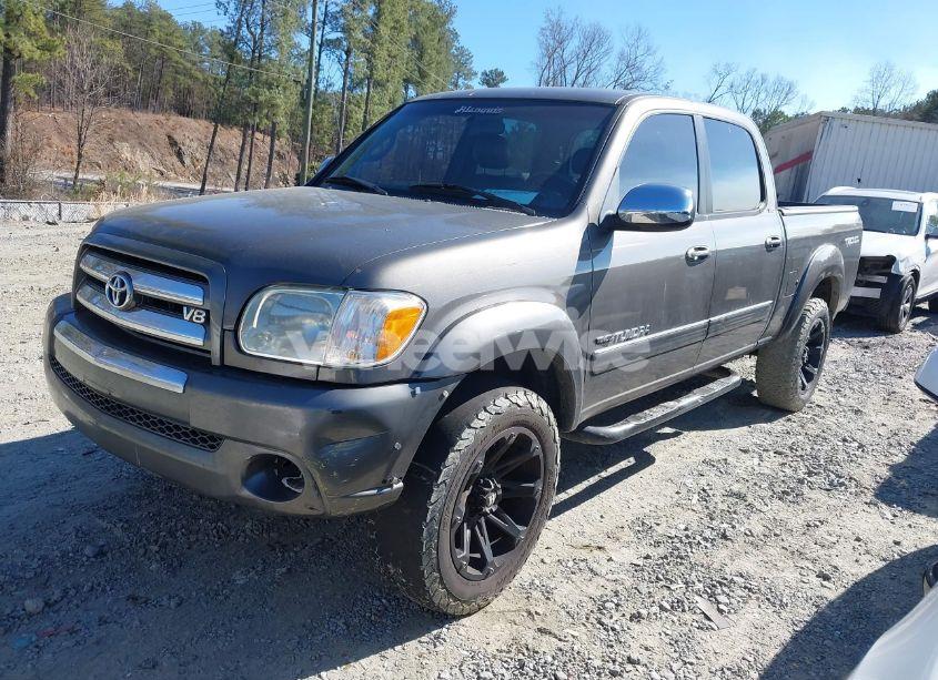 Photo 2 of 2005 Toyota Tundra SR5 V8 (VIN 5TBET34135S495552)