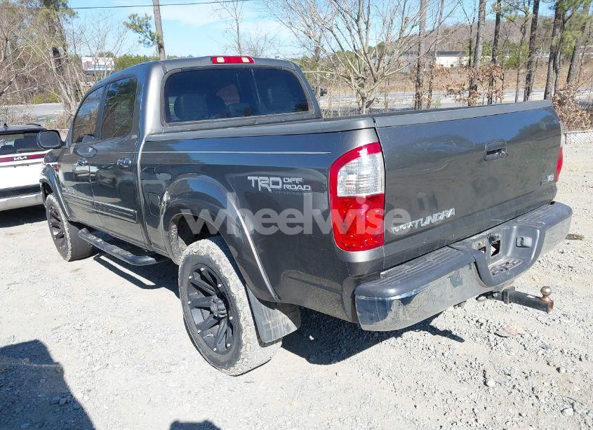 Photo 3 of 2005 Toyota Tundra SR5 V8 (VIN 5TBET34135S495552)