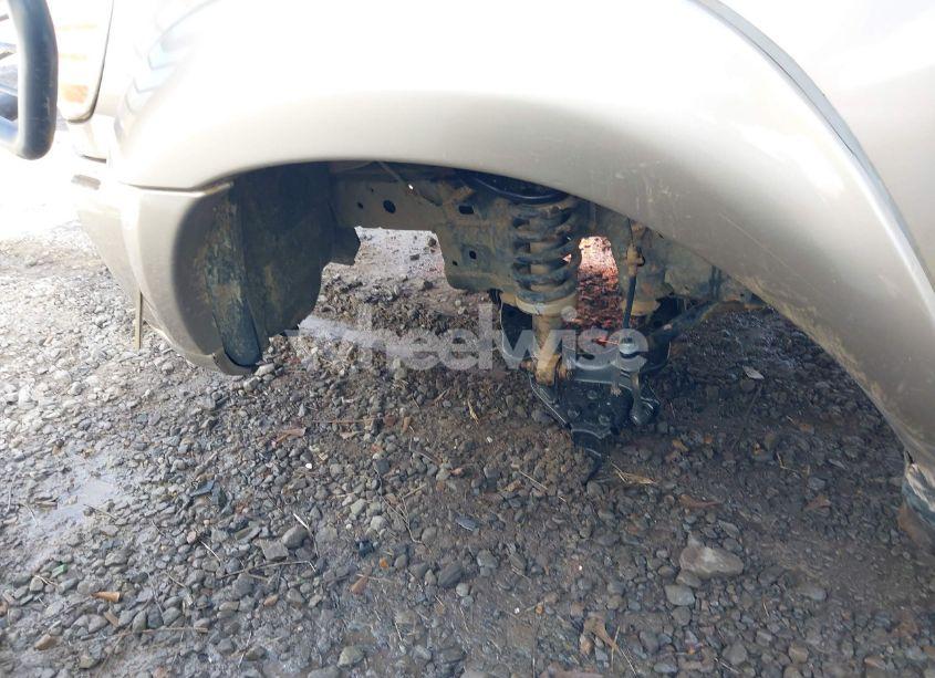 Photo 6 of 2006 Toyota Tundra SR5 V8 (VIN 5TBET34136S515266)